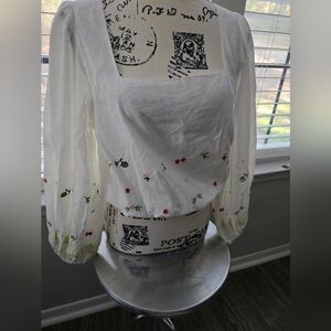 ANNA CATE Size SWhite Floral Embroidered Square-Neck Peasant Top Used